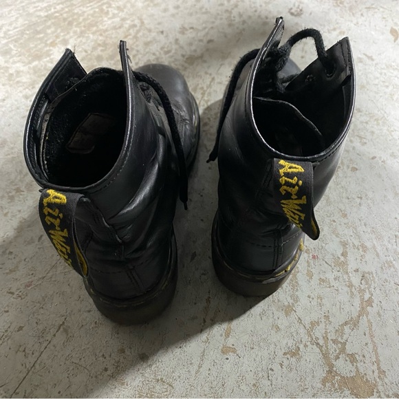 Steel toe boots - Picture 2 of 11